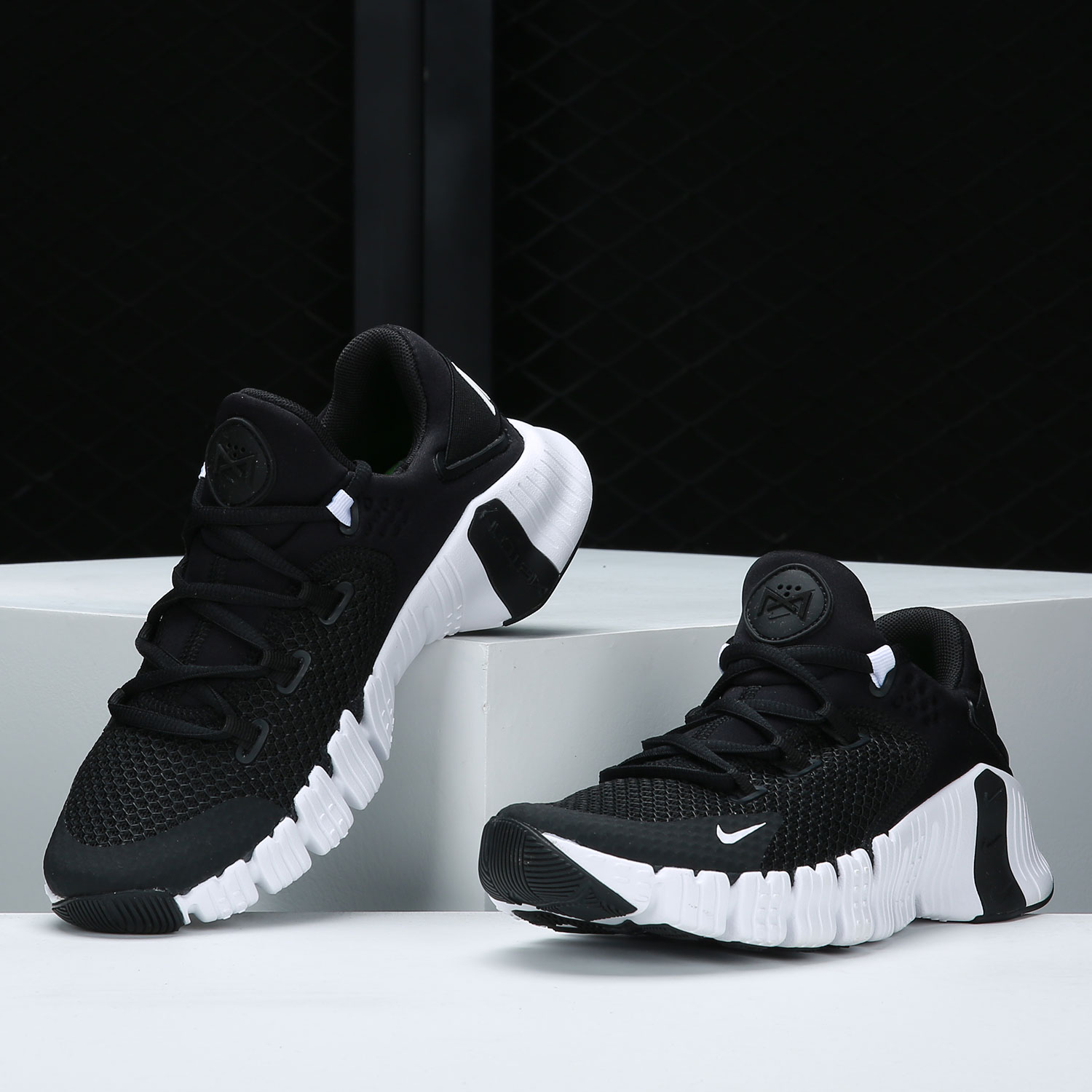 Nike Authentic Women's Free Me - مراجعة Women Shoes Nike وسعره