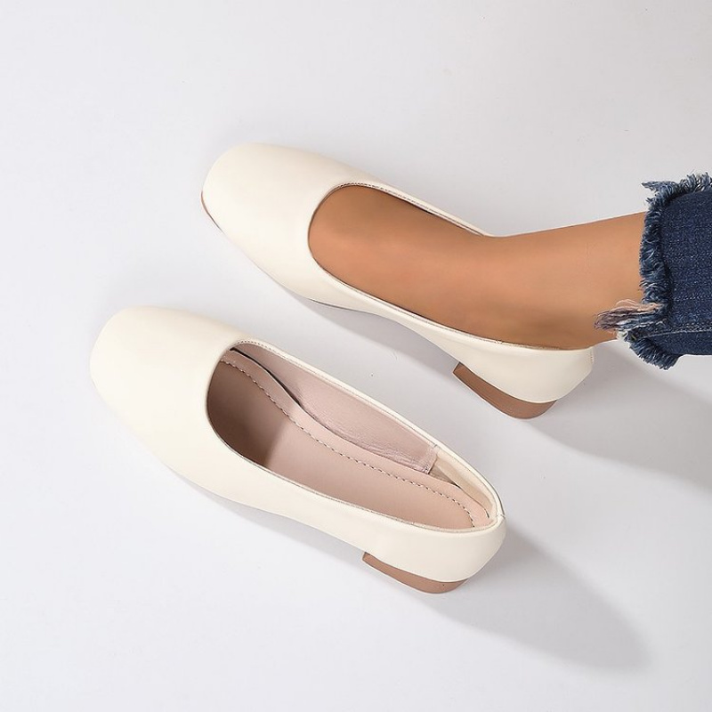 Soft Leather Round Toe Slip-On - مراجعة Women'S Shoes Toms وسعره