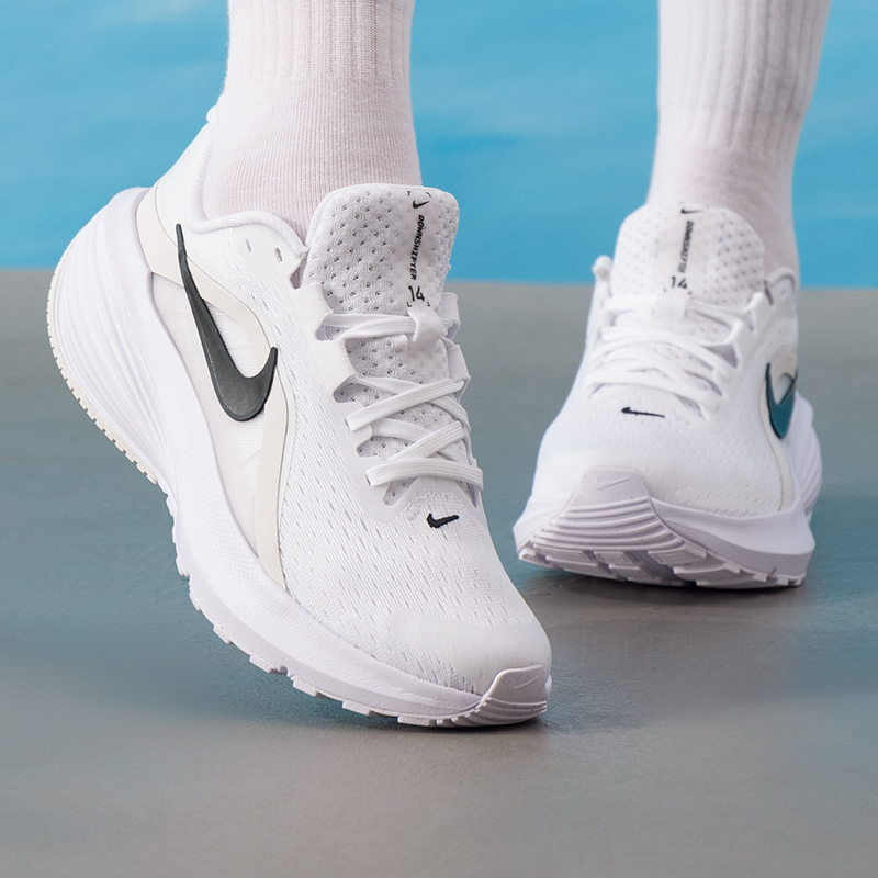 Nike Women's Sports Shoes Down - مراجعة Women Shoes Nike وسعره