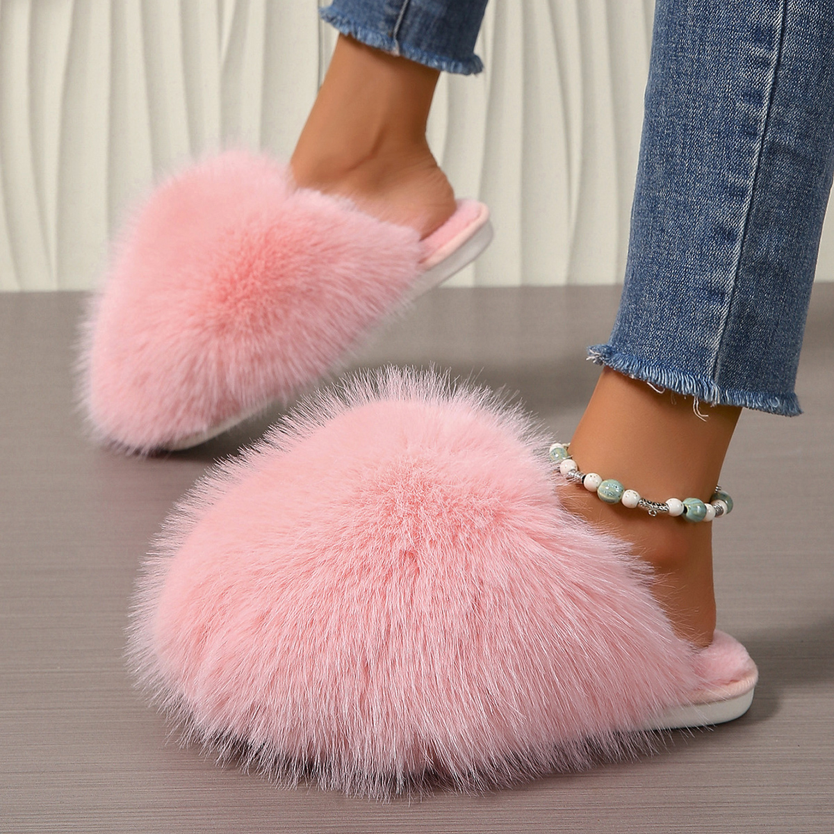 Women Indoor Slippers  Autumn  - مراجعة Fluffy Fur Slipper وسعره