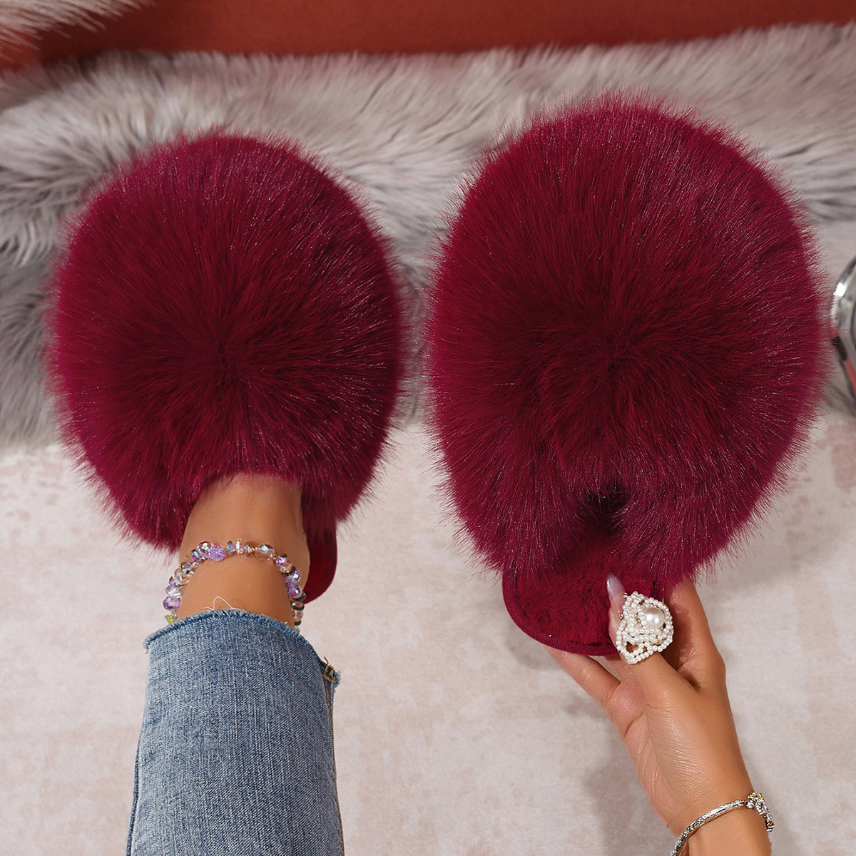 Women Indoor Slippers  Autumn  - مراجعة Fluffy Fur Slipper وسعره