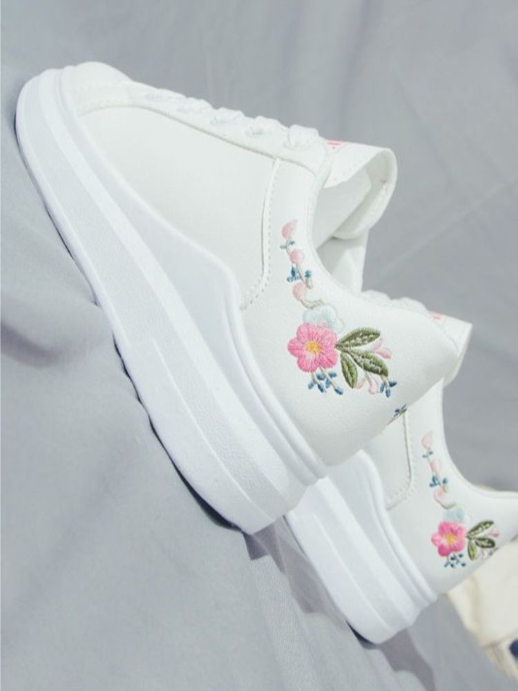 Women's White Sneakers 2026 Ne - مراجعة Women'S Shoes Trendy وسعره
