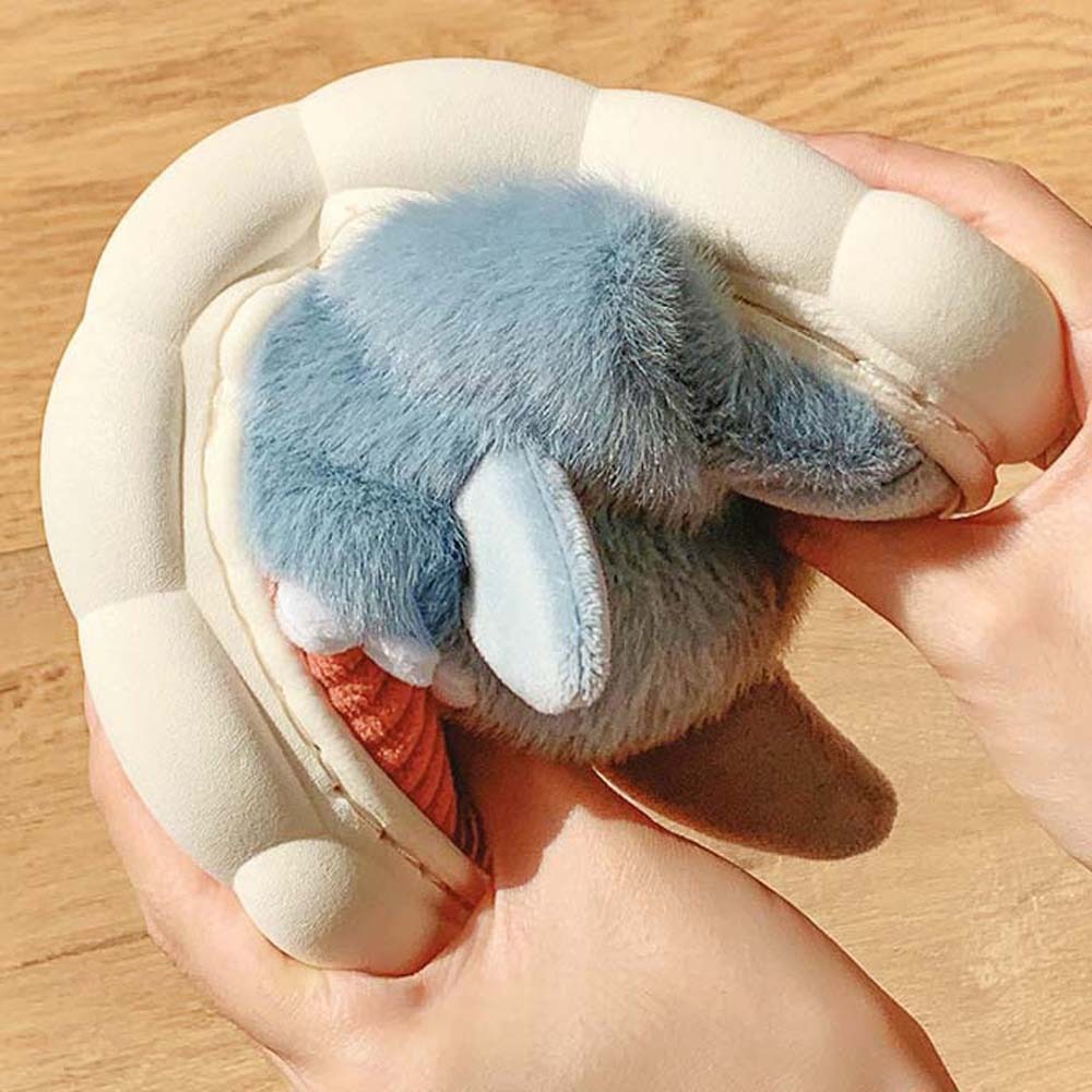 Cloudy Sharks Slipper Shark Sl - مراجعة Fluffy Fur Slipper وسعره