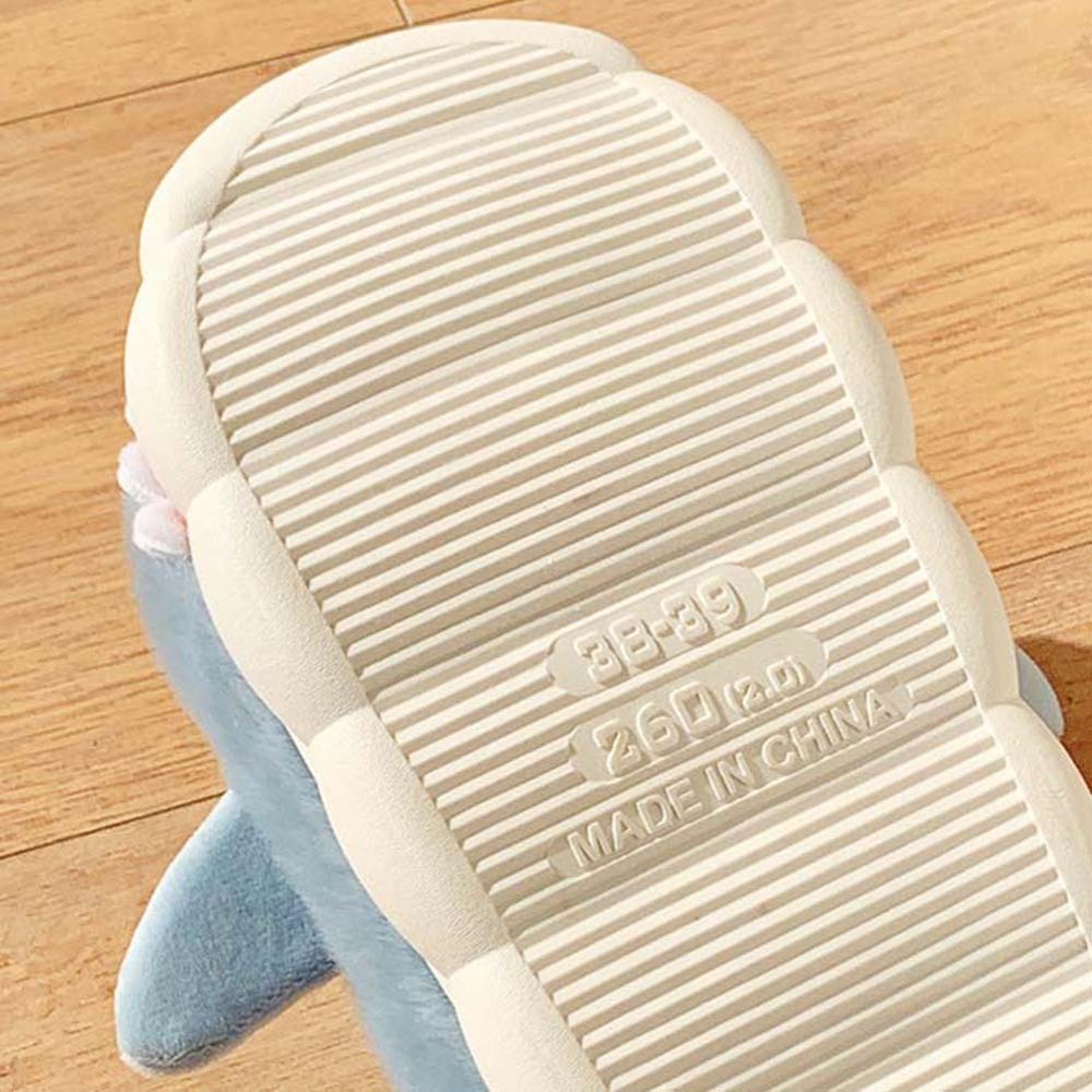 Cloudy Sharks Slipper Shark Sl - مراجعة Fluffy Fur Slipper وسعره
